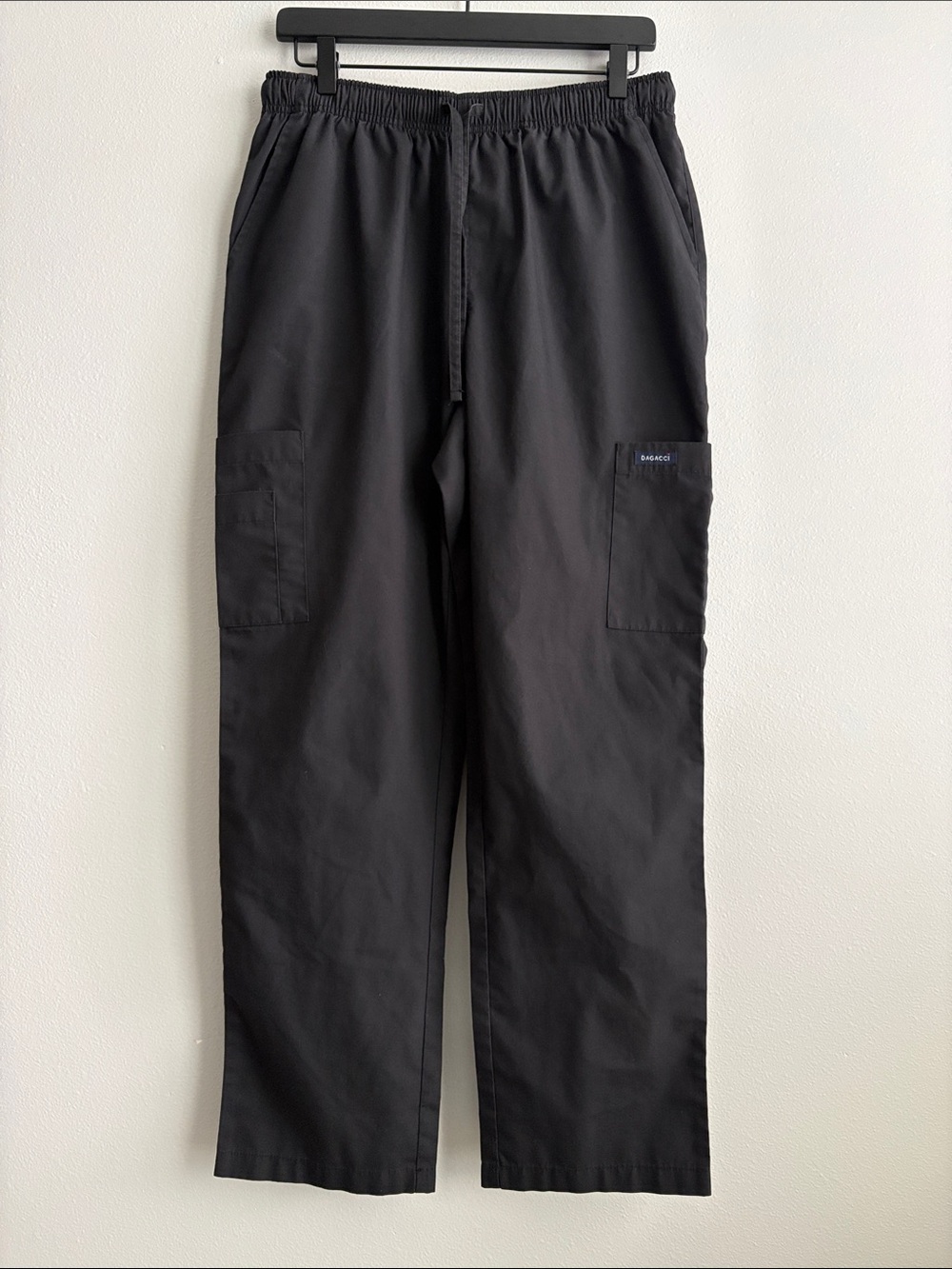 Dagacci Women's Scrub Cargo Pants Size Medium, Black